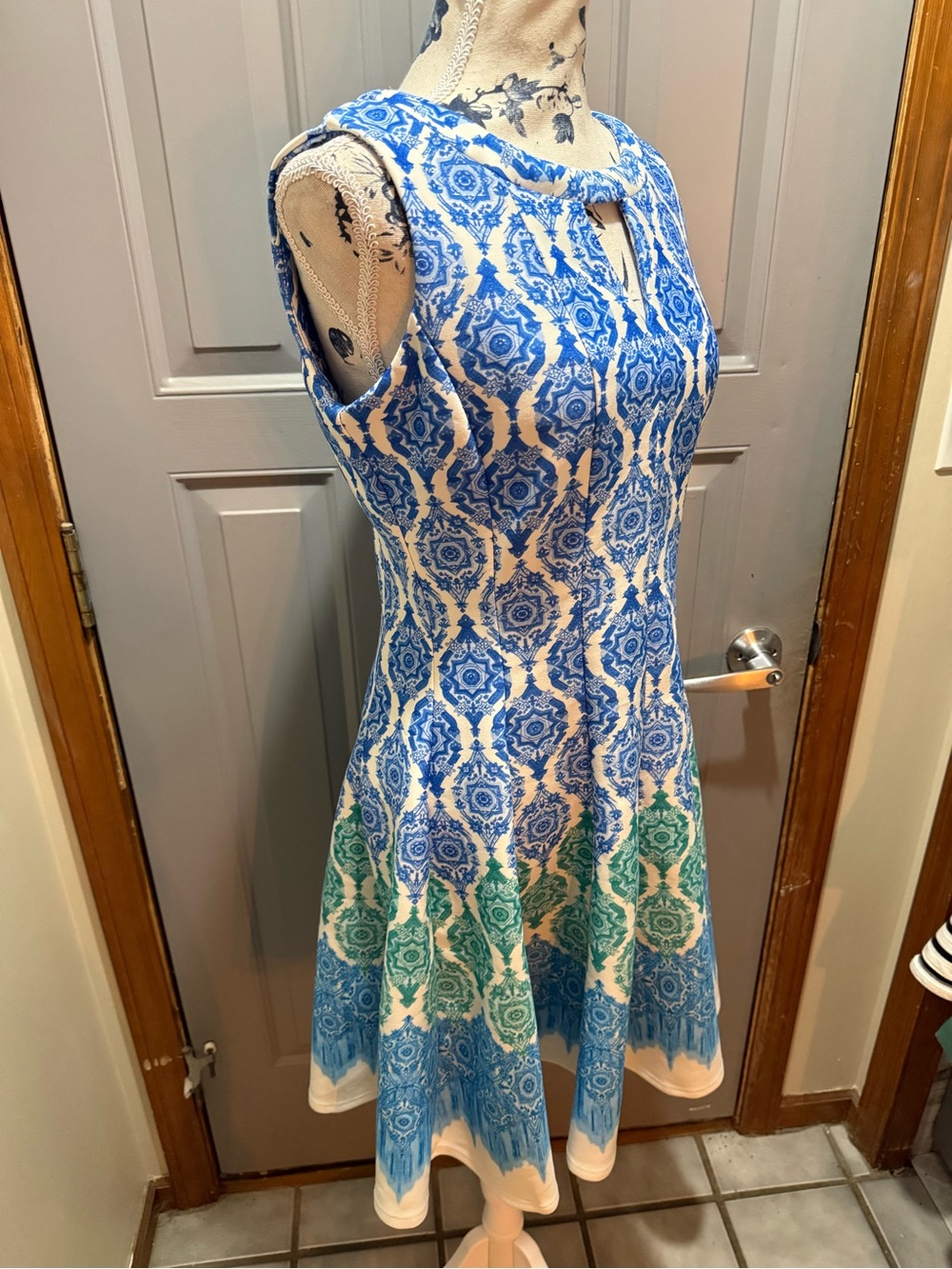 Blue & Teal Patterned Sleeveless Fit-and-Flare Dress (8) Danny and Nicole